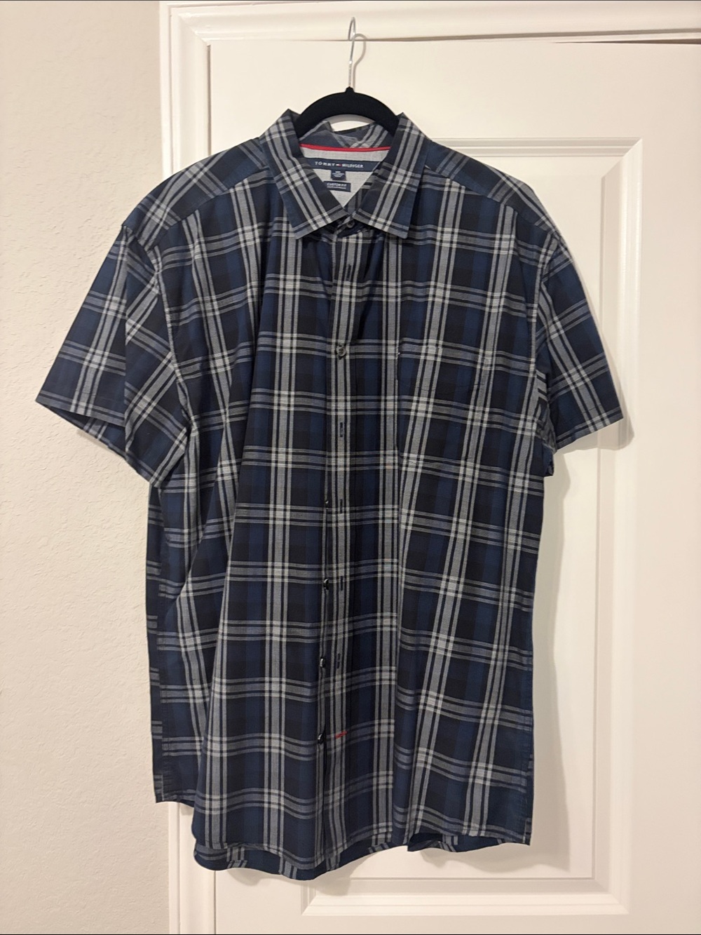Tommy Hilfiger Navy and Gray Plaid Short Sleeve Button-Down Shirt
